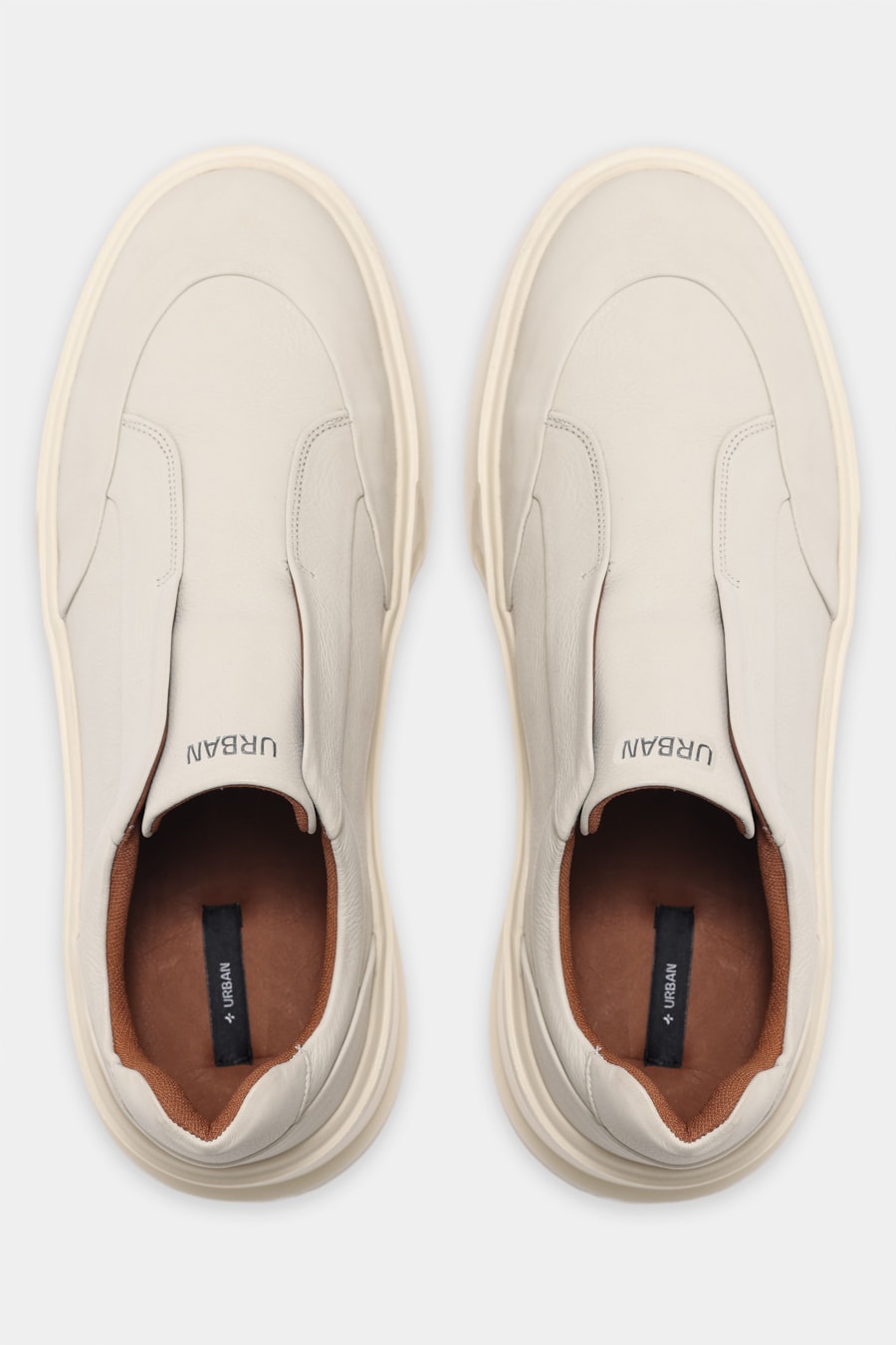 Tênis Couro Comfort Tech Off White — foto 4 de 6