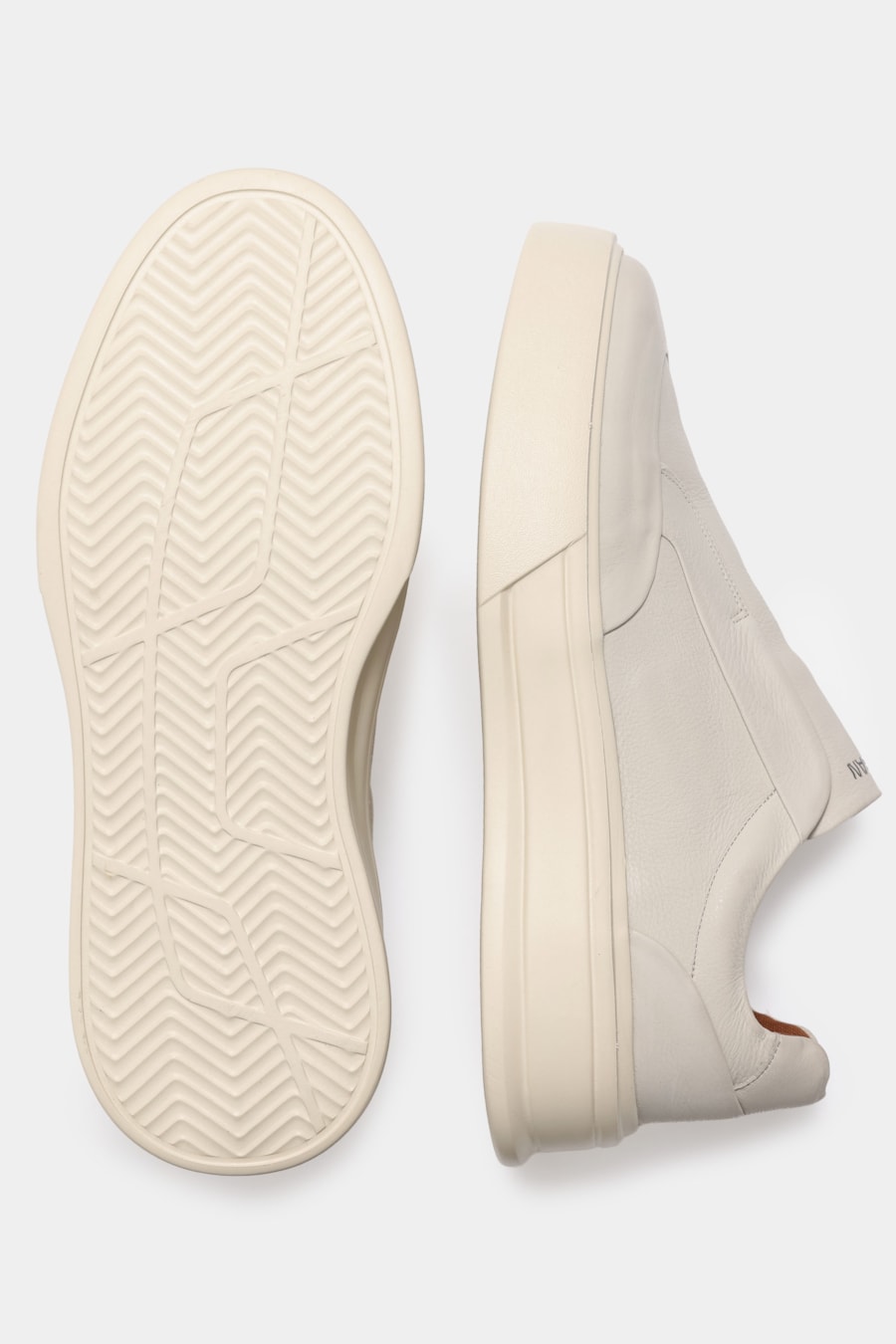 Tênis Couro Comfort Tech Off White — foto 5 de 6