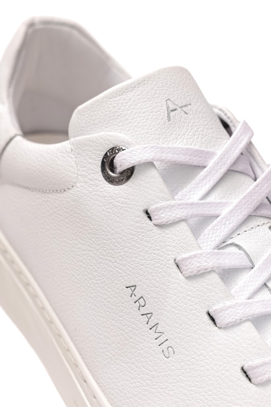 Tênis Couro Neat Low Branco — foto 4 de 5