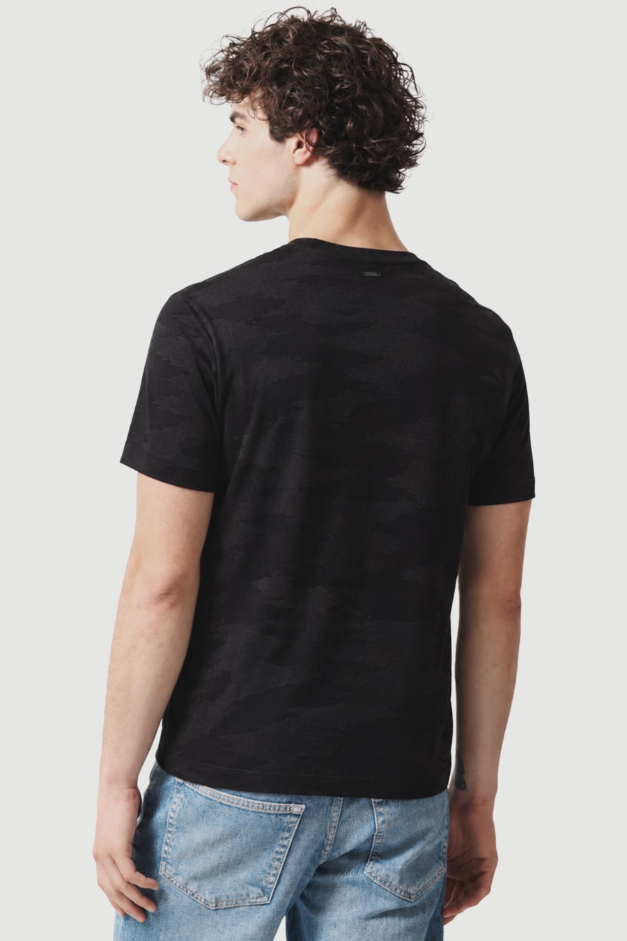 Tricot Manga Curta Jacquard Camuflado Preto — foto 4 de 5