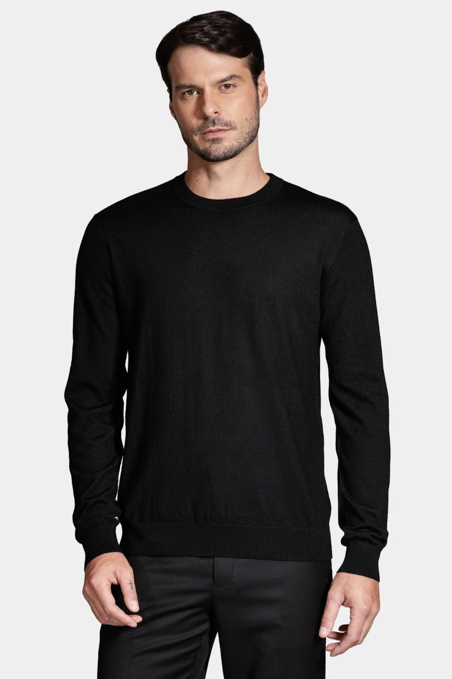 Tricot Manga Longa Gola Careca Lã Merino Preto — foto 1 de 5