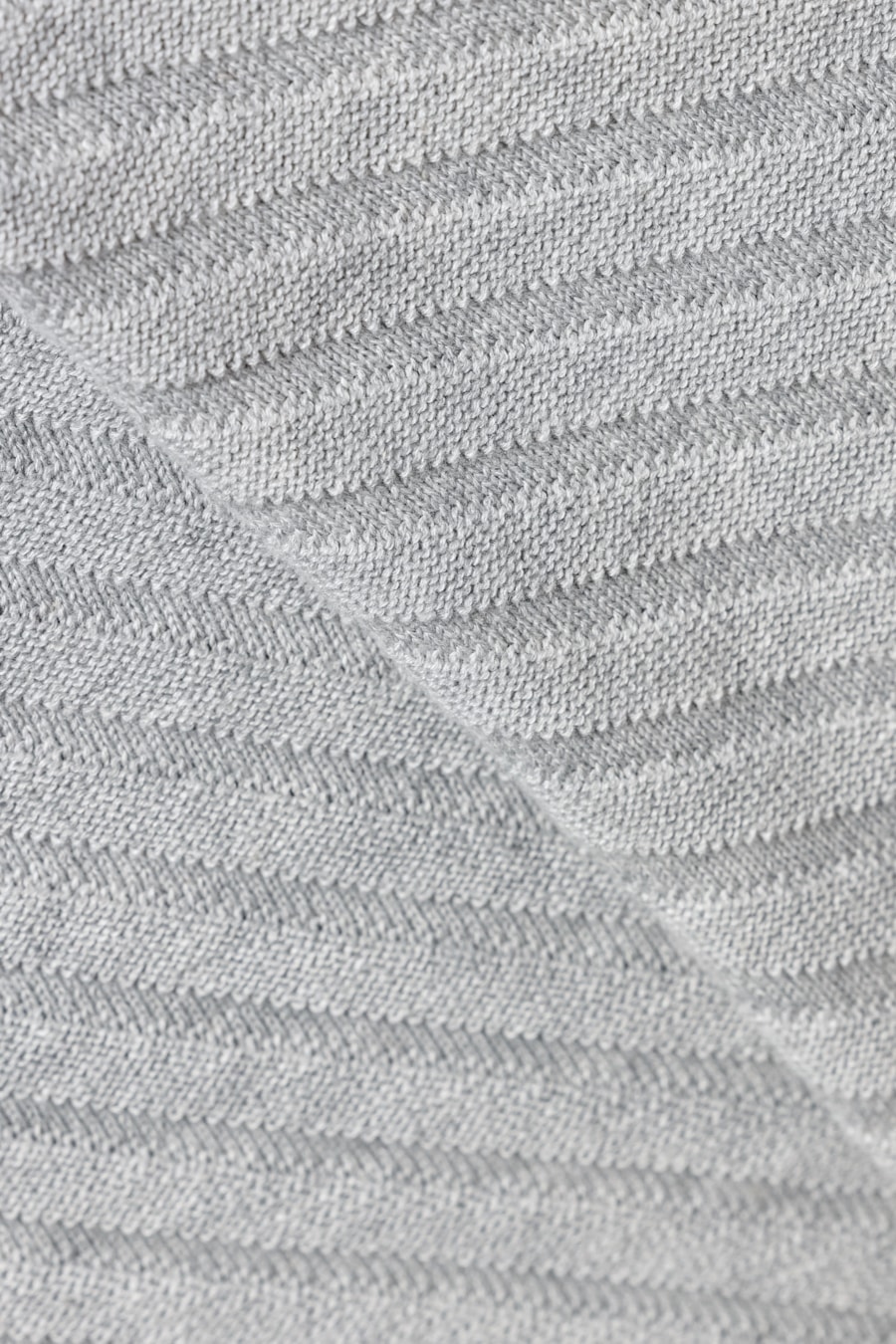Tricot Manga Longa Gola Midi Listra Diagonal Cinza Mescla — foto 5 de 6