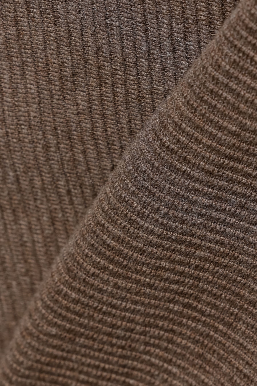 Tricot Manga Longa Gola Midi Nervuras Marrom Tabaco — foto 5 de 6