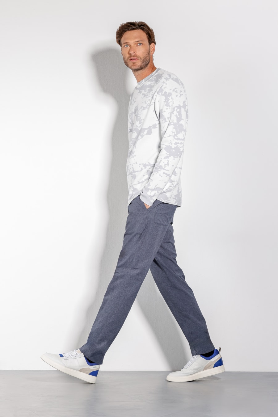Tricot Manga Longa Jacquard Camuflado Cinza Com Gelo — foto 2 de 3